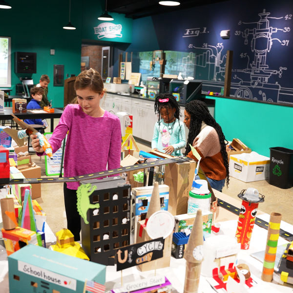Kids in the MakerSpace